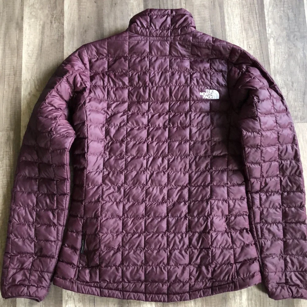 The North Face Thermoball Eco Jacket 2.0 Burgundy Purple XS - Picture 10 of 11
